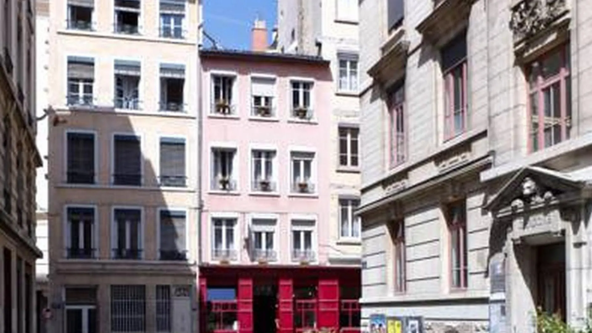 ***  Hotel Saint Vincent Lyon Francia