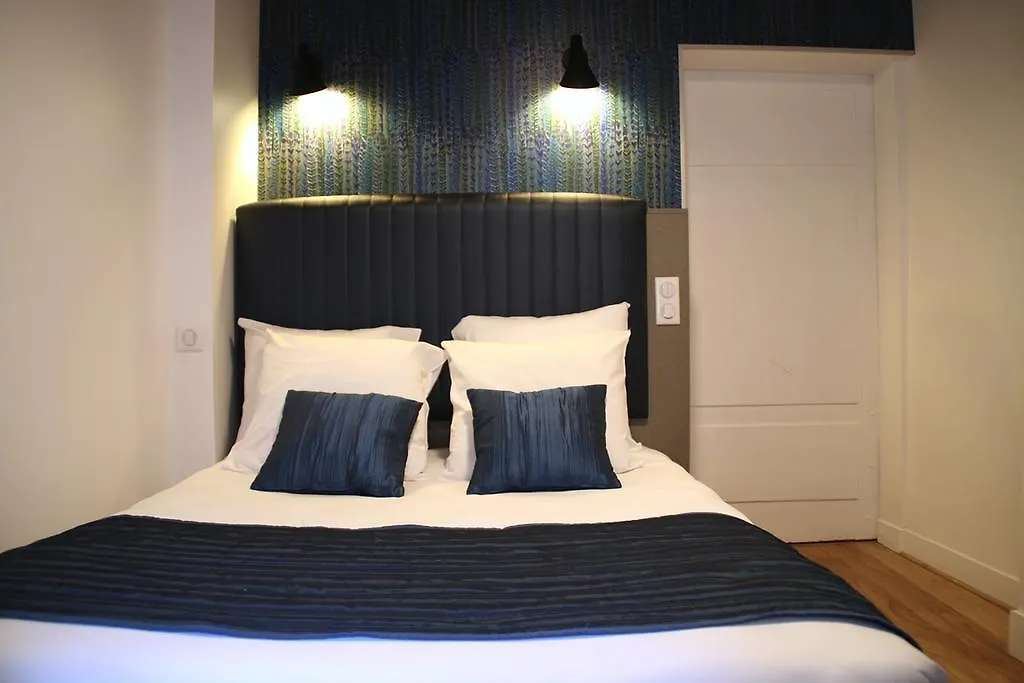 Hotel Saint Vincent Lyon 3*,