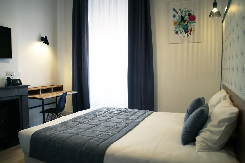 Hotel Saint Vincent Lyon 3*,  França